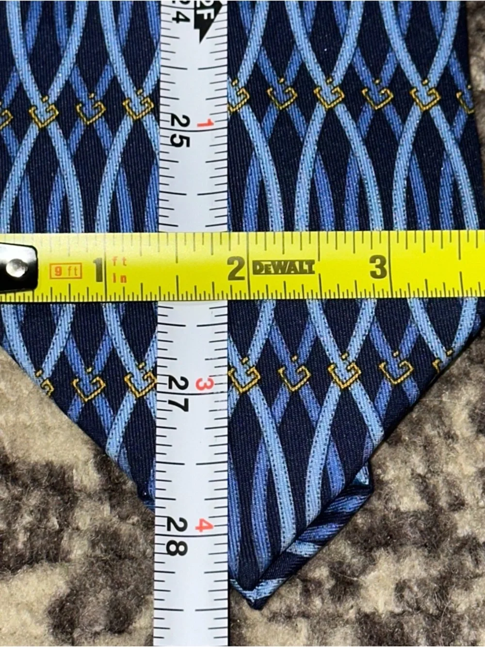 Gucci Navy Light Blue Gold G Logo Link Interlocking Print Silk Necktie Tie - Picture 10 of 12